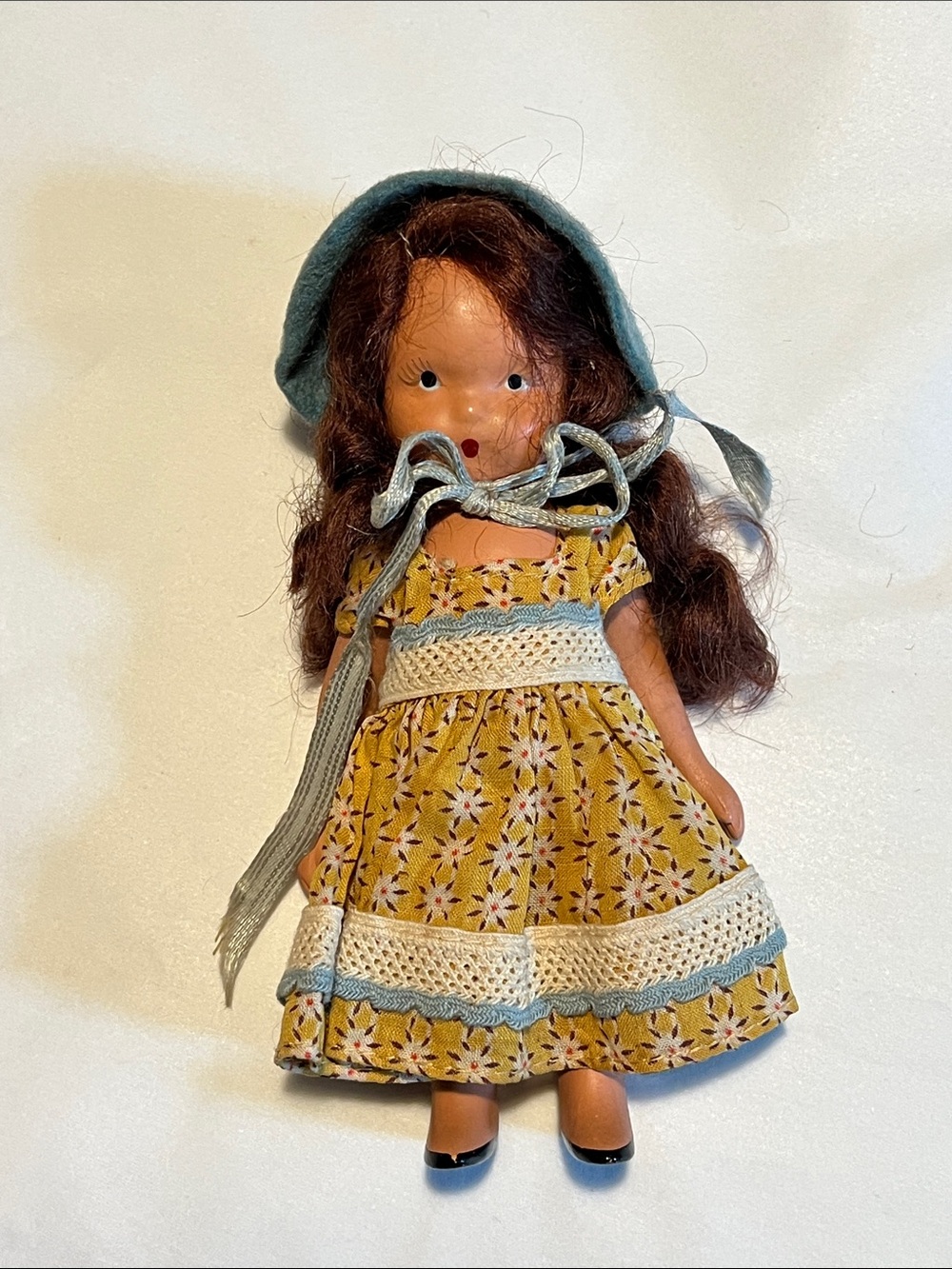 Yellow/Blue Lucy Locket Nancy Ann doll
